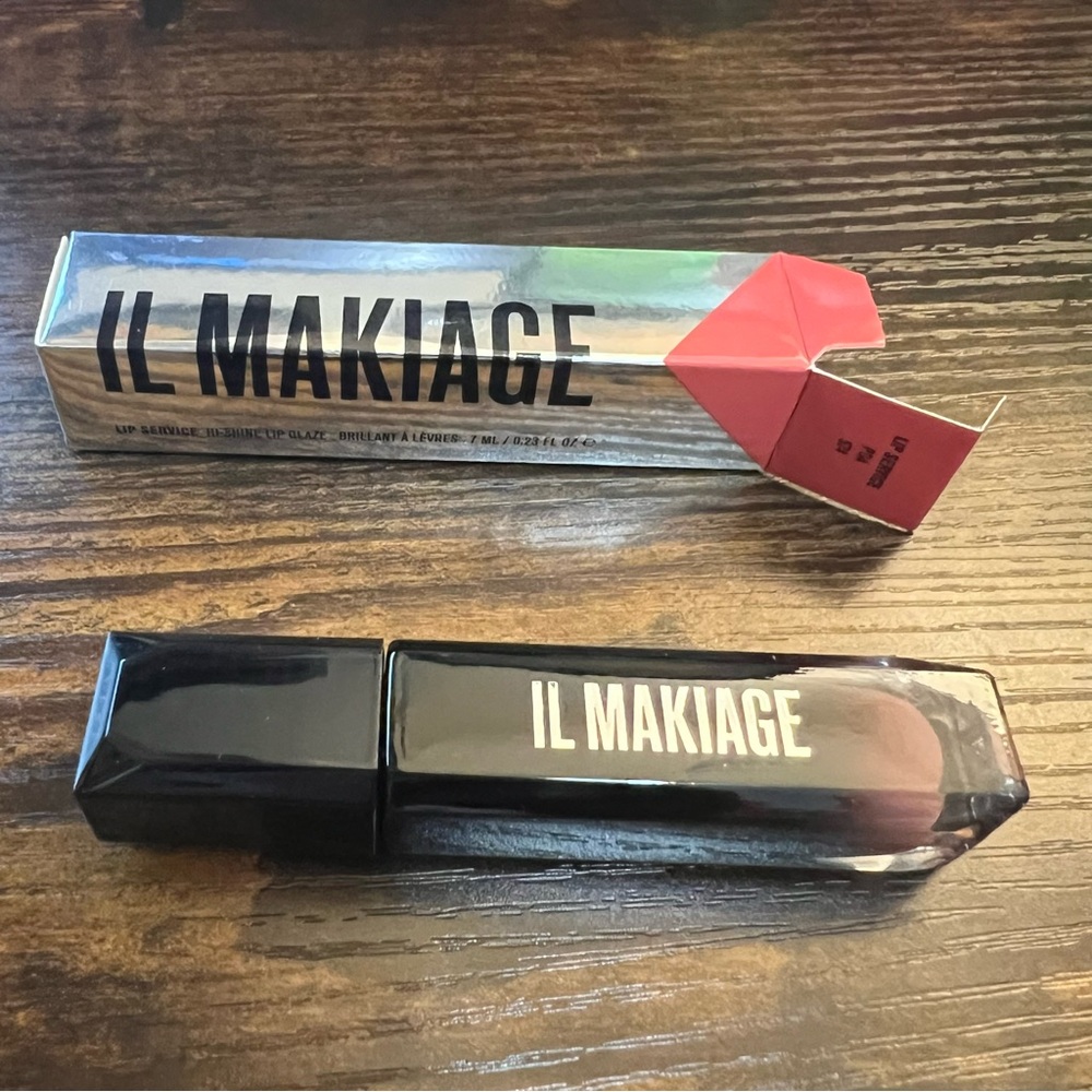 New! IL Makiage Hi-shine lip glaze Lip Service PDA 574 .23 FL OZ pink